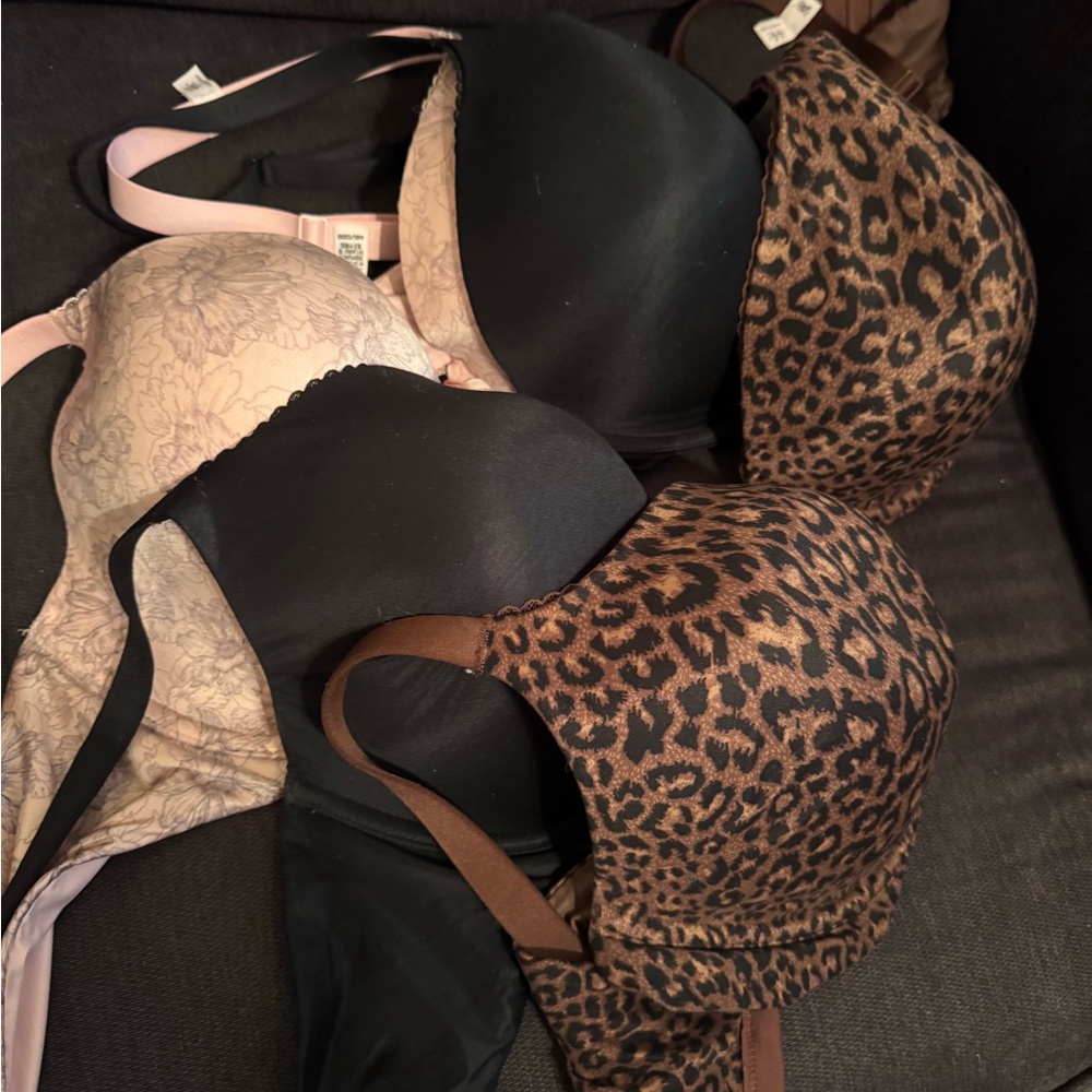 3 Set Bundle of 44C Victoria’s Secret Bras